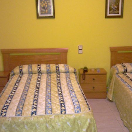 Pension La Casina Oviedo Kültér fotó