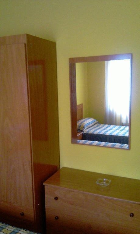 Pension La Casina Oviedo Szoba fotó